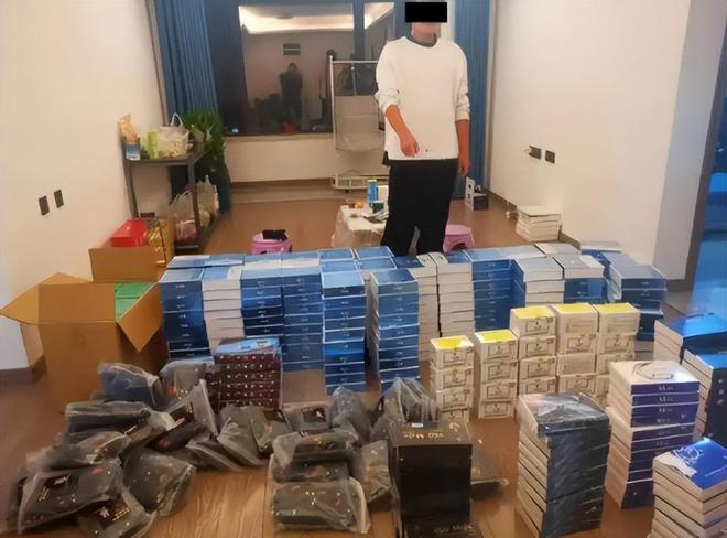 红产品含违禁品兰州破获特大食品案AG真人别买别碰严重可能致死网(图3)