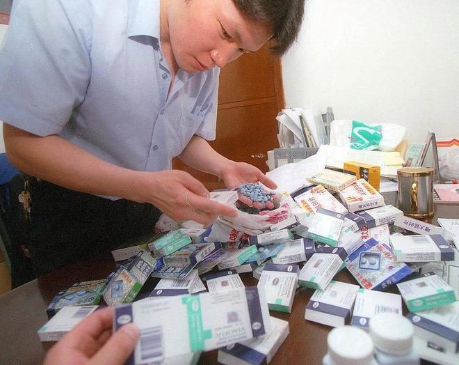 红产品含违禁品兰州破获特大食品案AG真人别买别碰严重可能致死网(图7)