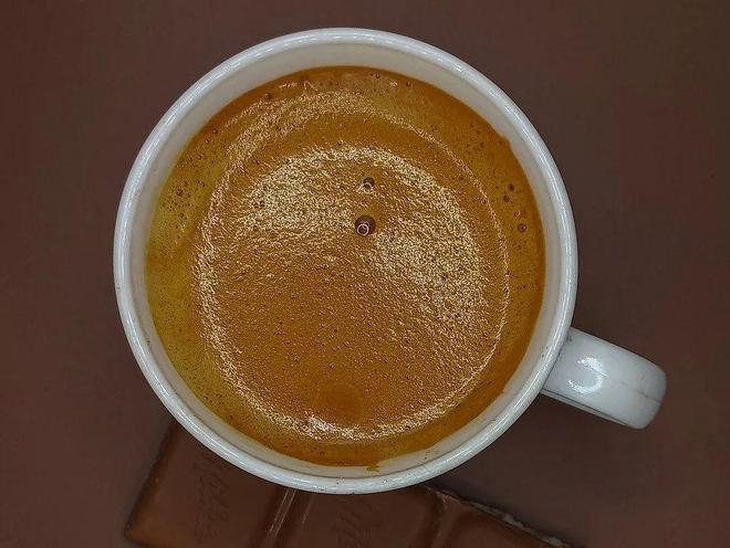 在舌尖！香浓又治愈热量却比奶茶低得多。AG真人旗舰厅登录这一口绵密到像雪花落(图7)