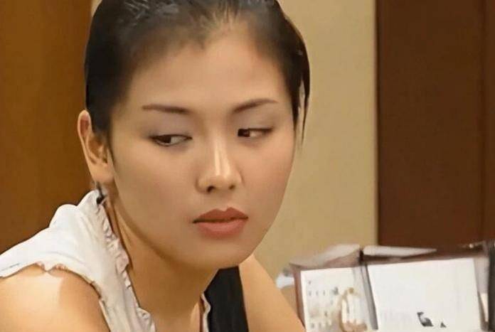 刘涛坦白身体出状况终是走上何炅的老路AG真人平台钱再多也没用!47岁的(图4) 刘涛坦白身体出状况终是走上何炅的老路AG真人平台钱再多也没用!47岁的(图4)